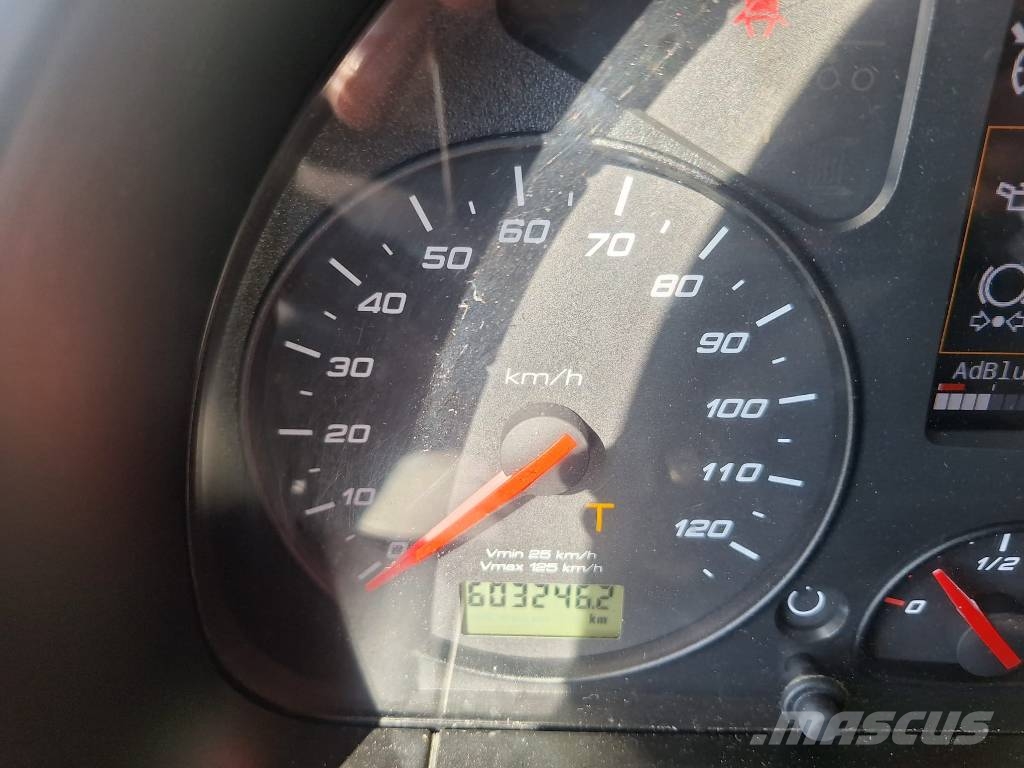 Iveco Stralis 260 S42 Camiones portavehículos