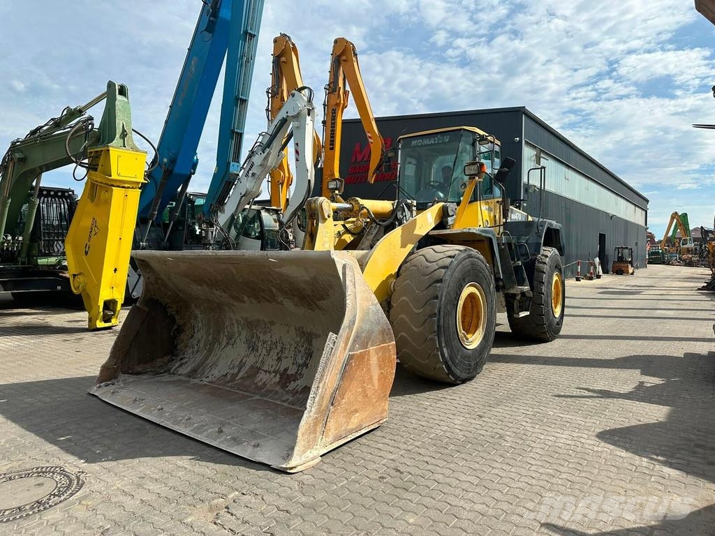 Komatsu WA 470-5H Cargadoras sobre ruedas