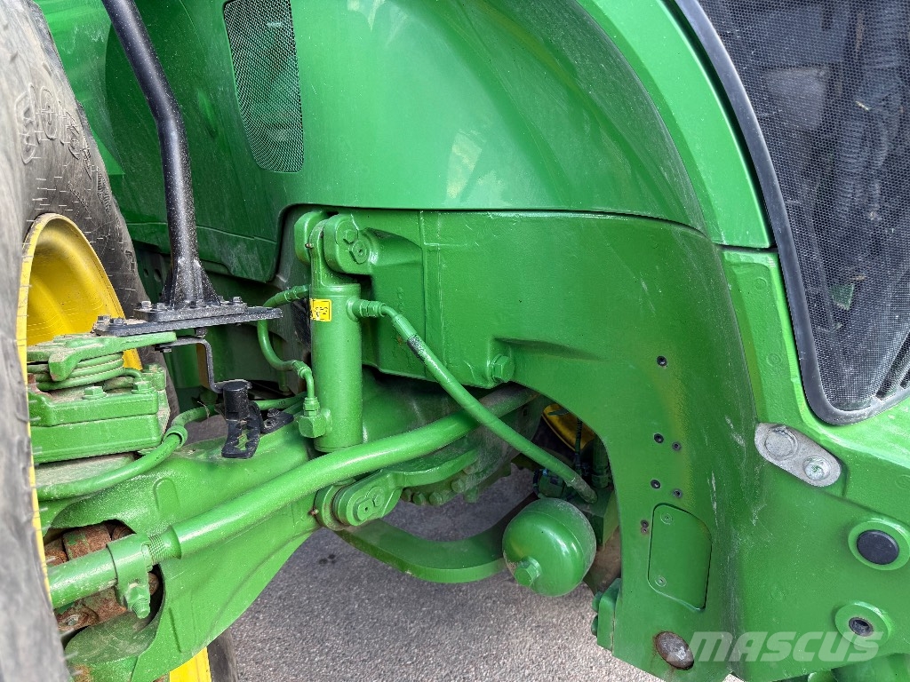 John Deere 7290 R الجرارات