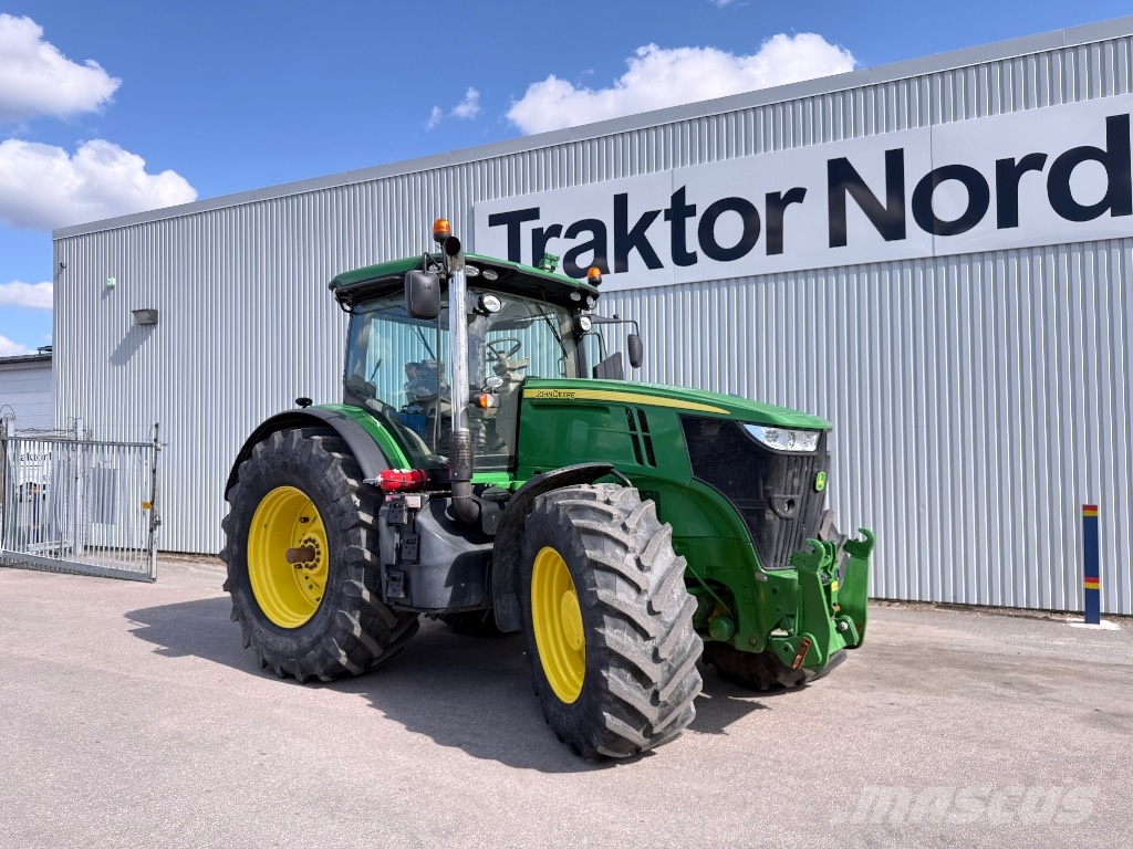 John Deere 7290 R الجرارات
