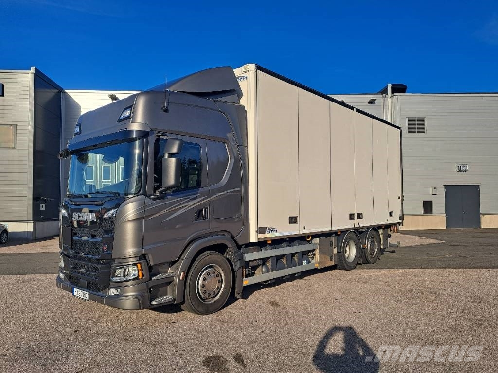Scania R410 6X2*4 CBG 貨箱式卡車