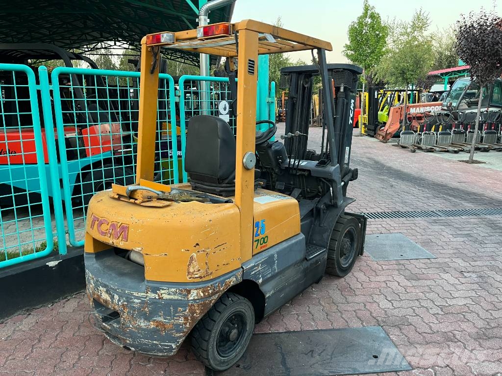 TCM FG25N-5T V-3974 OB Gasolmotviktstruckar