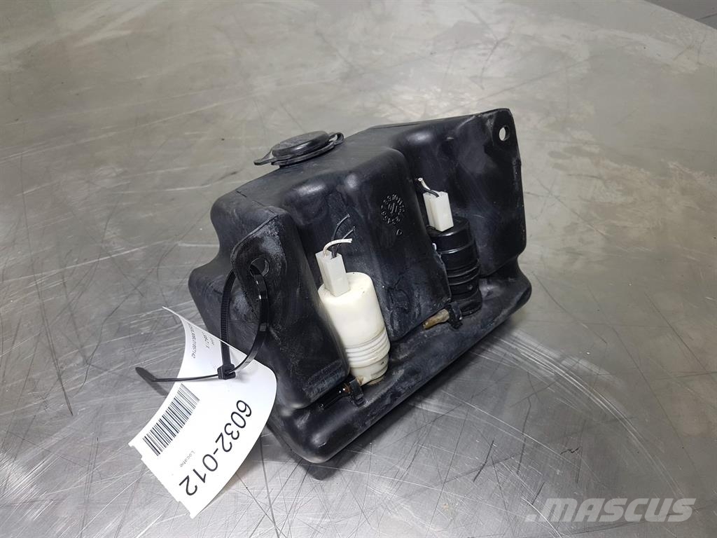  SWF Volvo - L30B - ZM2801189 - Tank/Behälter/Reser Кабины и интерьер