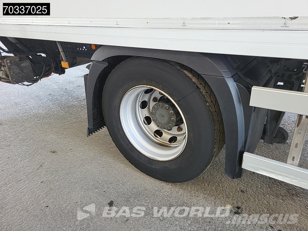 Mercedes-Benz Antos 2124 4X2 2t Tailgate 6-Cylinder Automatic Eu Fast kasse