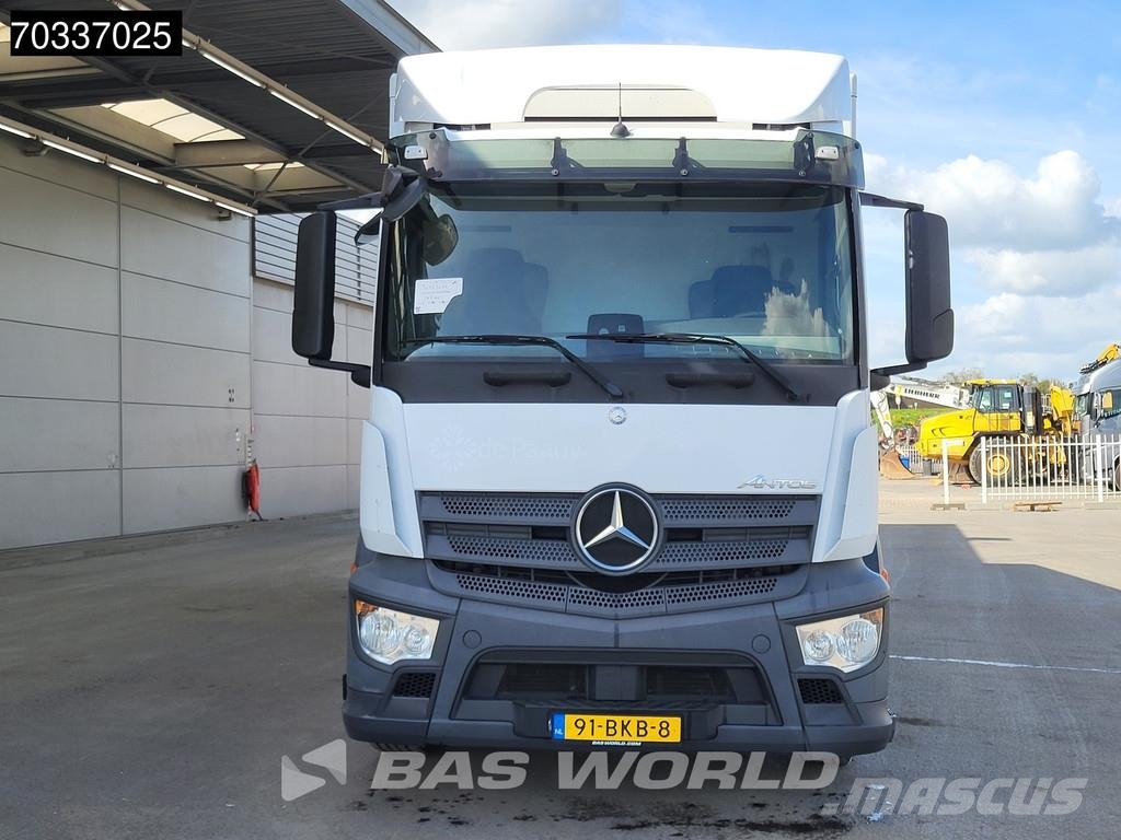 Mercedes-Benz Antos 2124 4X2 2t Tailgate 6-Cylinder Automatic Eu Box body trucks