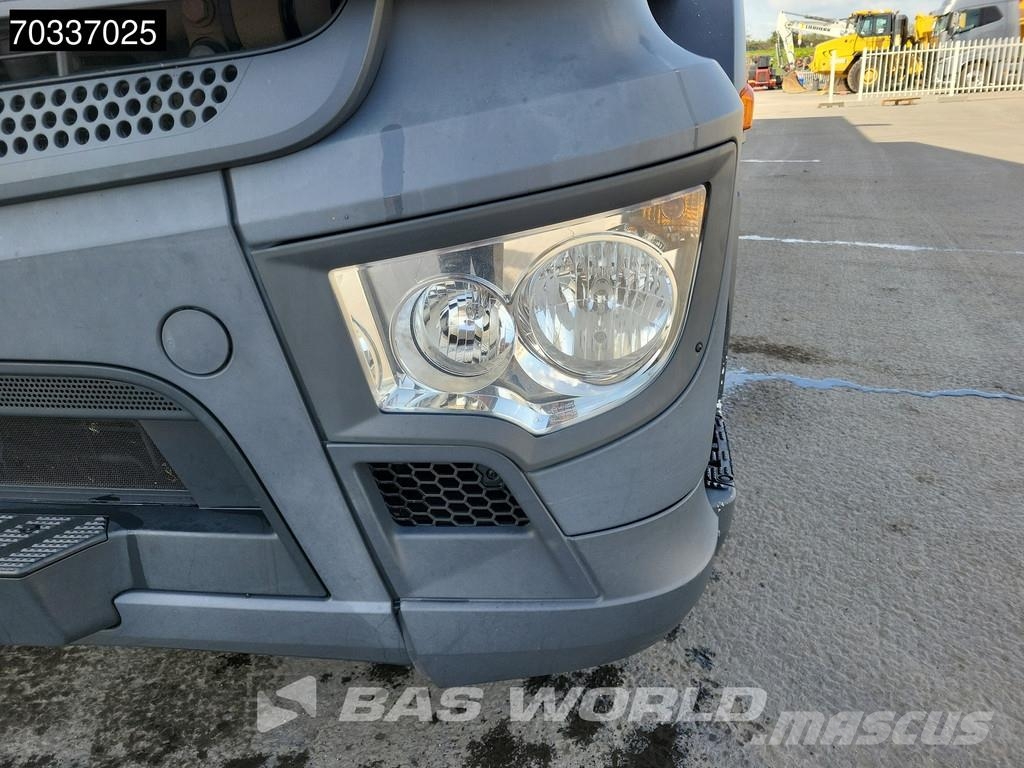 Mercedes-Benz Antos 2124 4X2 2t Tailgate 6-Cylinder Automatic Eu Box body trucks