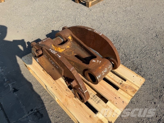 Liebherr R 954 B Connection Link Hĺbkové lopaty