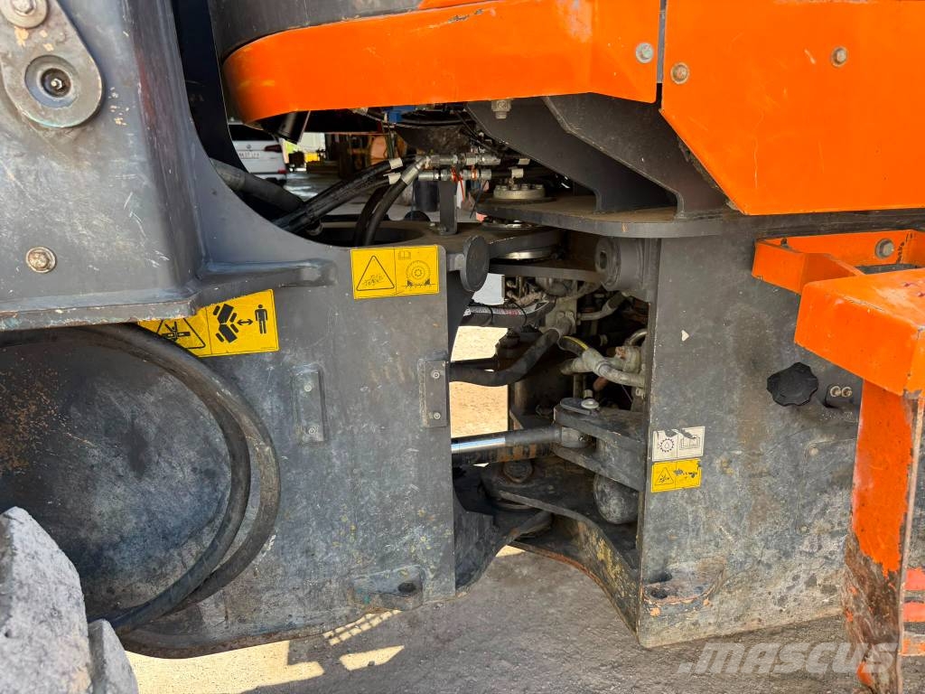 Doosan DL 200-5 Naudoti ratiniai krautuvai