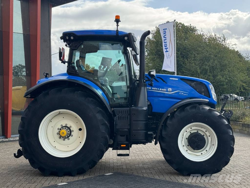 New Holland T7.260AC PLMI, Frontlinkage + PTO, airbrakes, 50k, Traktorji