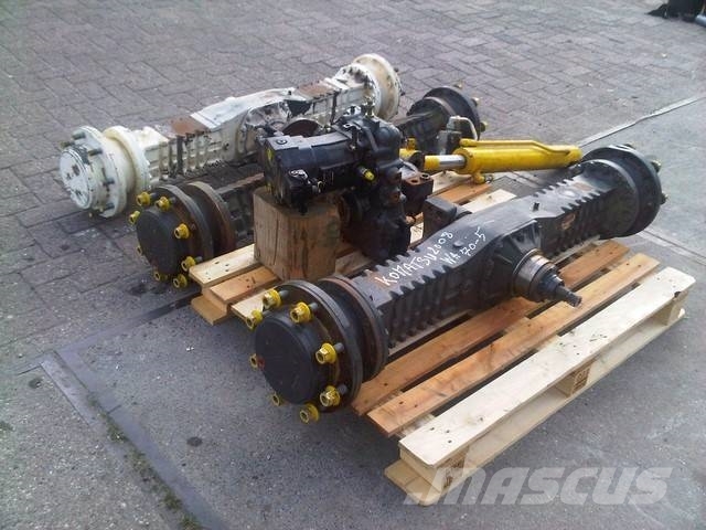 Komatsu WA 70-5 axles and transmission Osovine