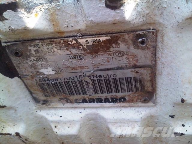 Komatsu WA 70-5 axles and transmission Osovine