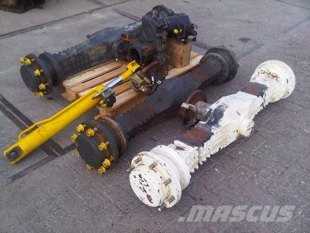 Komatsu WA 70-5 axles and transmission Osovine