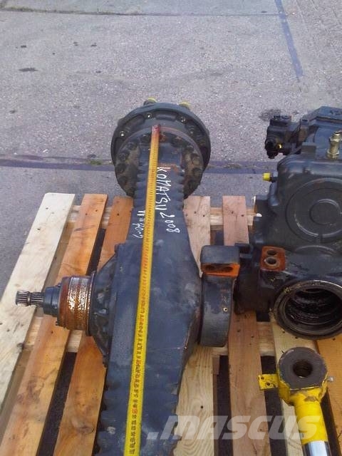 Komatsu WA 70-5 axles and transmission Osovine
