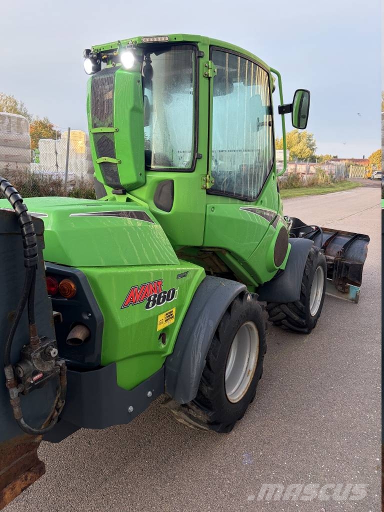 Avant 860 i Liukuohjatut kuormaajat