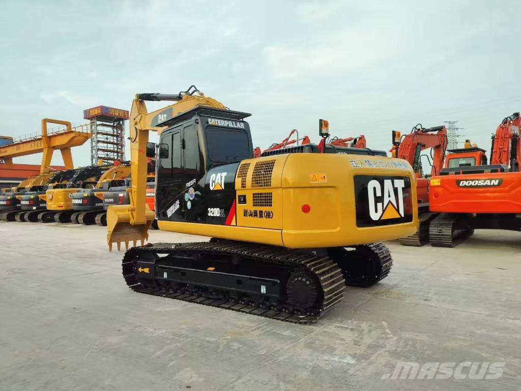 CAT 320D2L Escavadeiras de esteiras