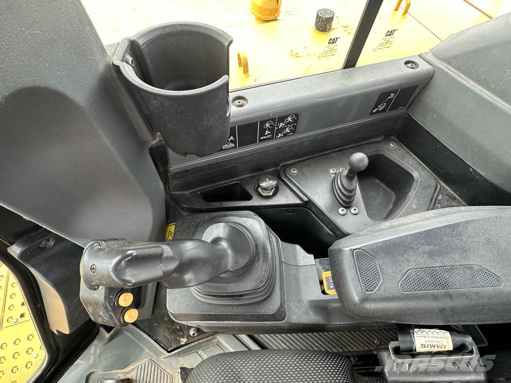 CAT D6 LGP Pásové dozery
