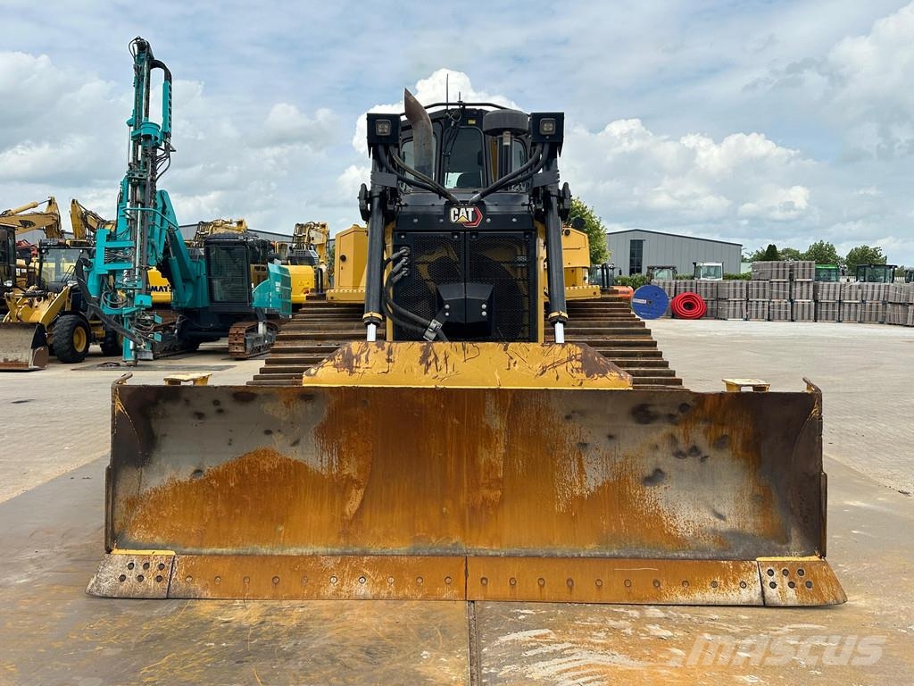 CAT D6 LGP Crawler dozers