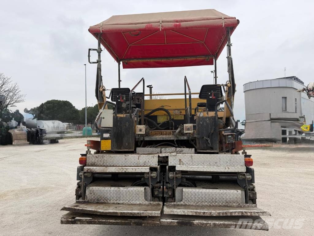 Dynapac F 121-6W Asphalt pavers