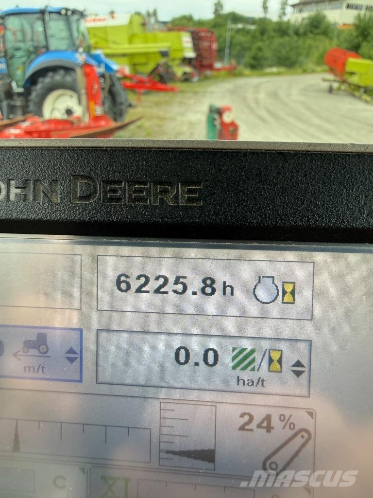 John Deere 6115 R Tractores