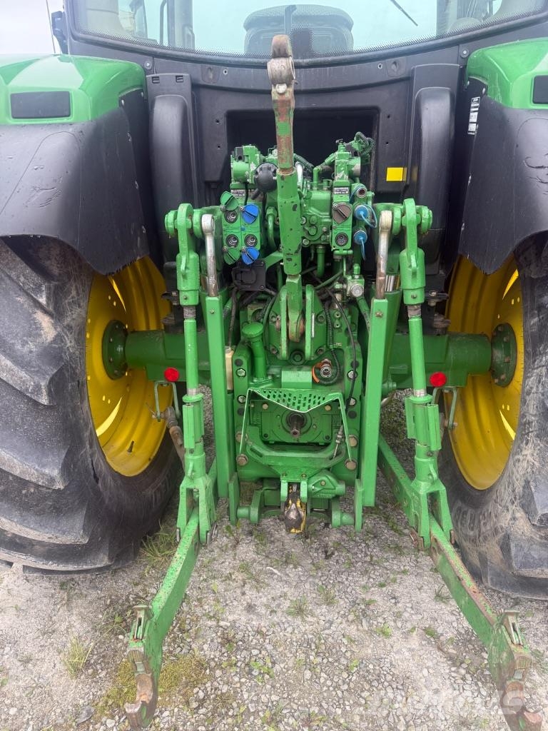 John Deere 6115 R Tractores