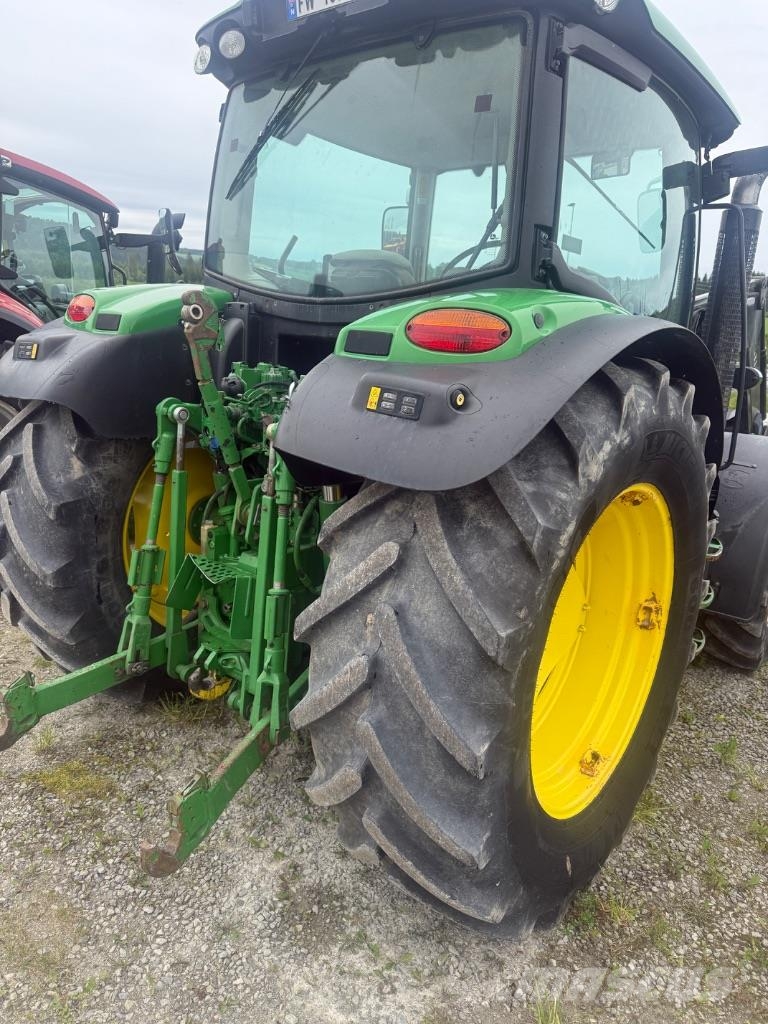 John Deere 6115 R Tractores