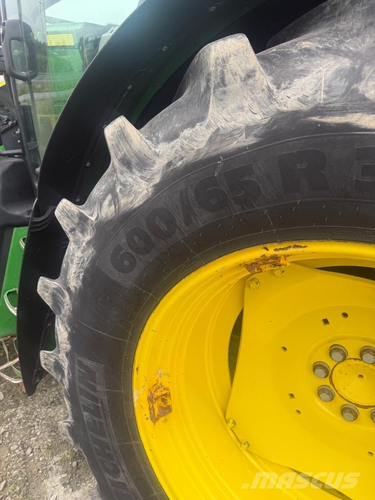 John Deere 6115 R Tractores
