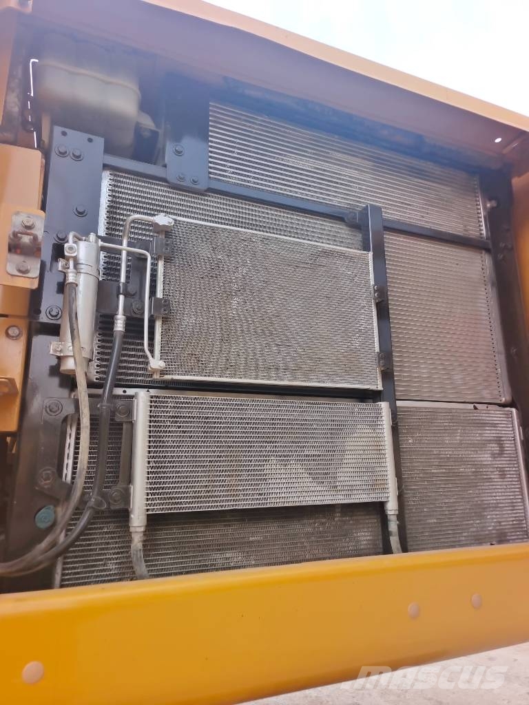 CAT 336 Shanghai largest supplier Raupenbagger