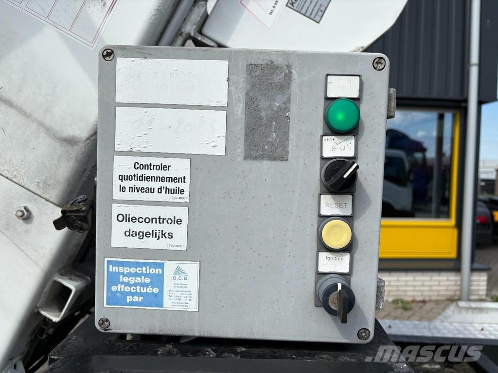 Nissan NT400 + 29 METER LADDER/MOVING LIFT + HYDROLIC + W Pacēlāji uz automašīnas bāzes
