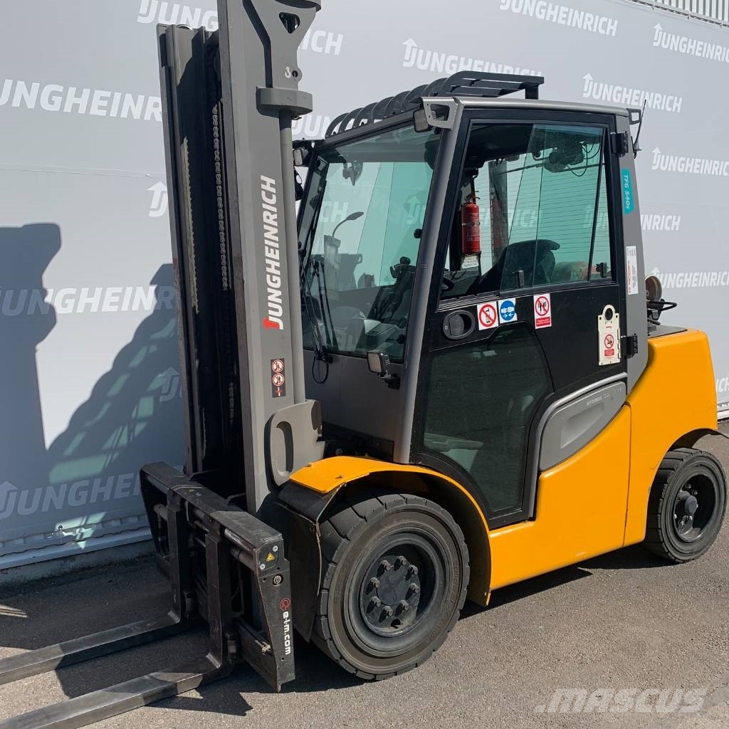 Jungheinrich TFG 540s LPG forklifts