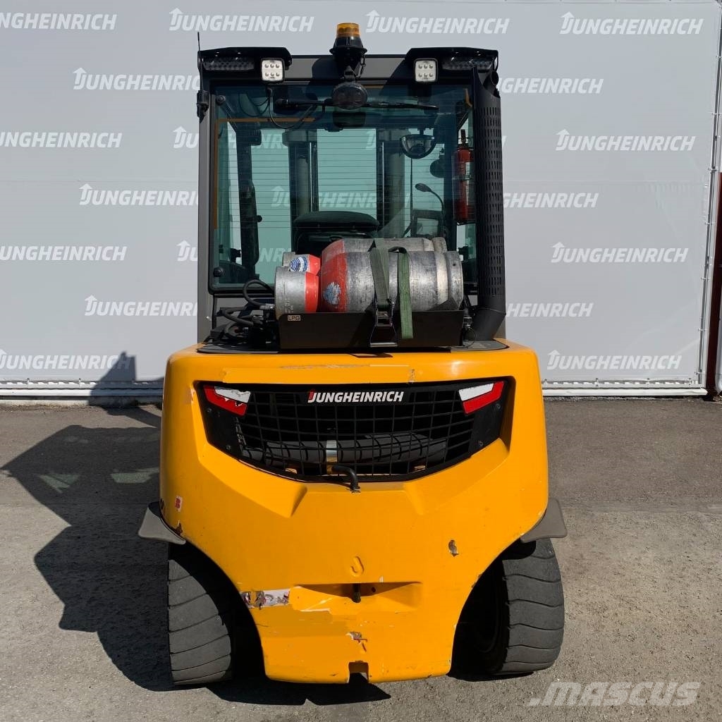Jungheinrich TFG 540s LPG forklifts