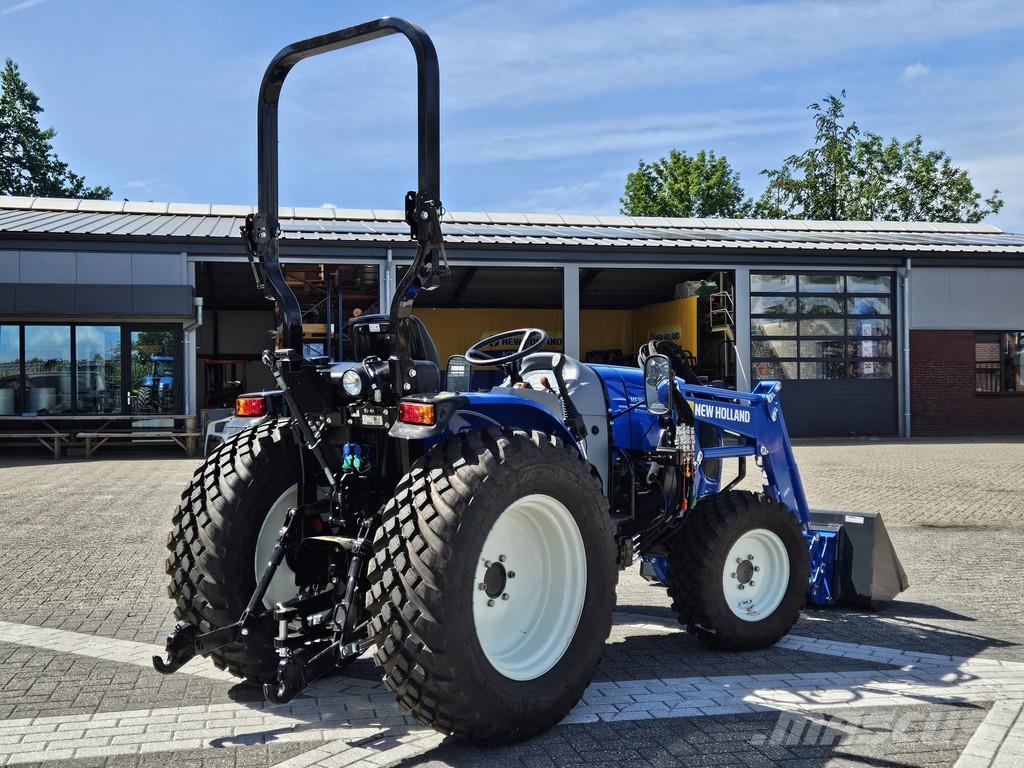 New Holland Boomer 55 HST met voorlader Kompakttraktorid