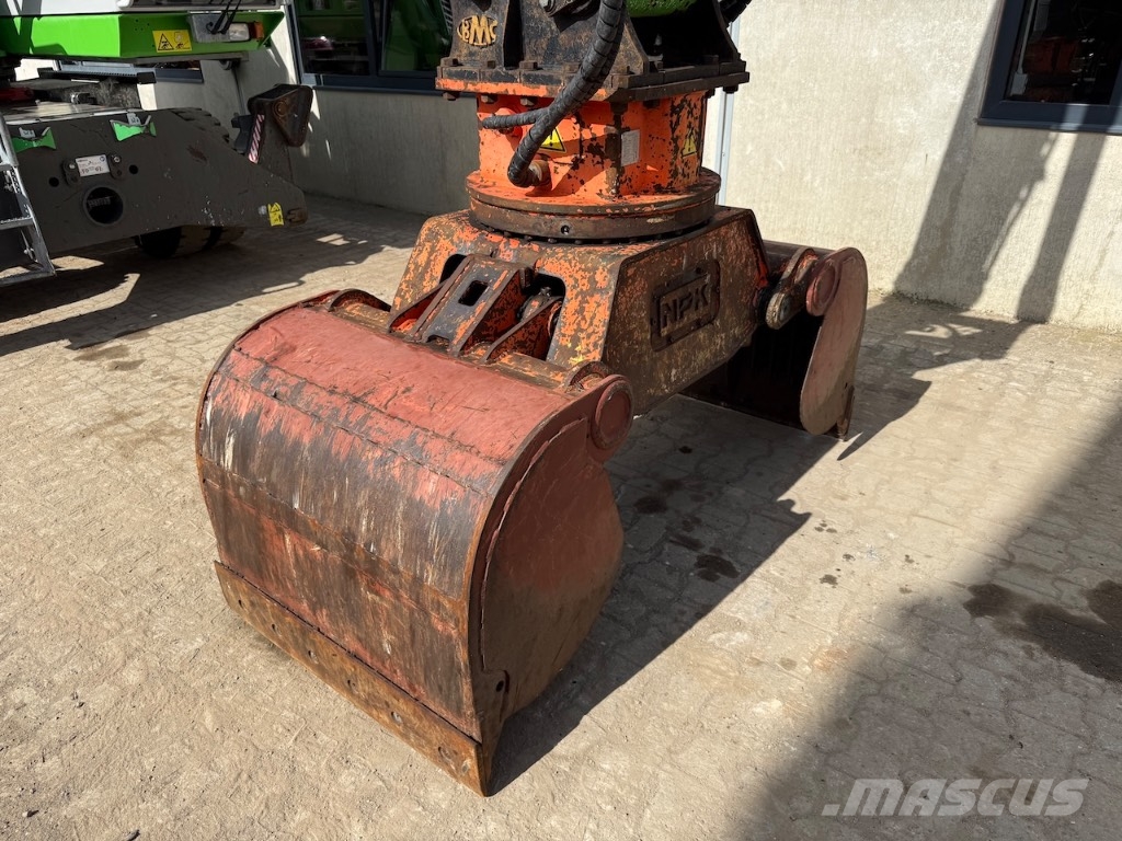 Sennebogen 818 M - 818 M E - 818ME - 818 E Bageri za manipuliranje materijalom / otpadom