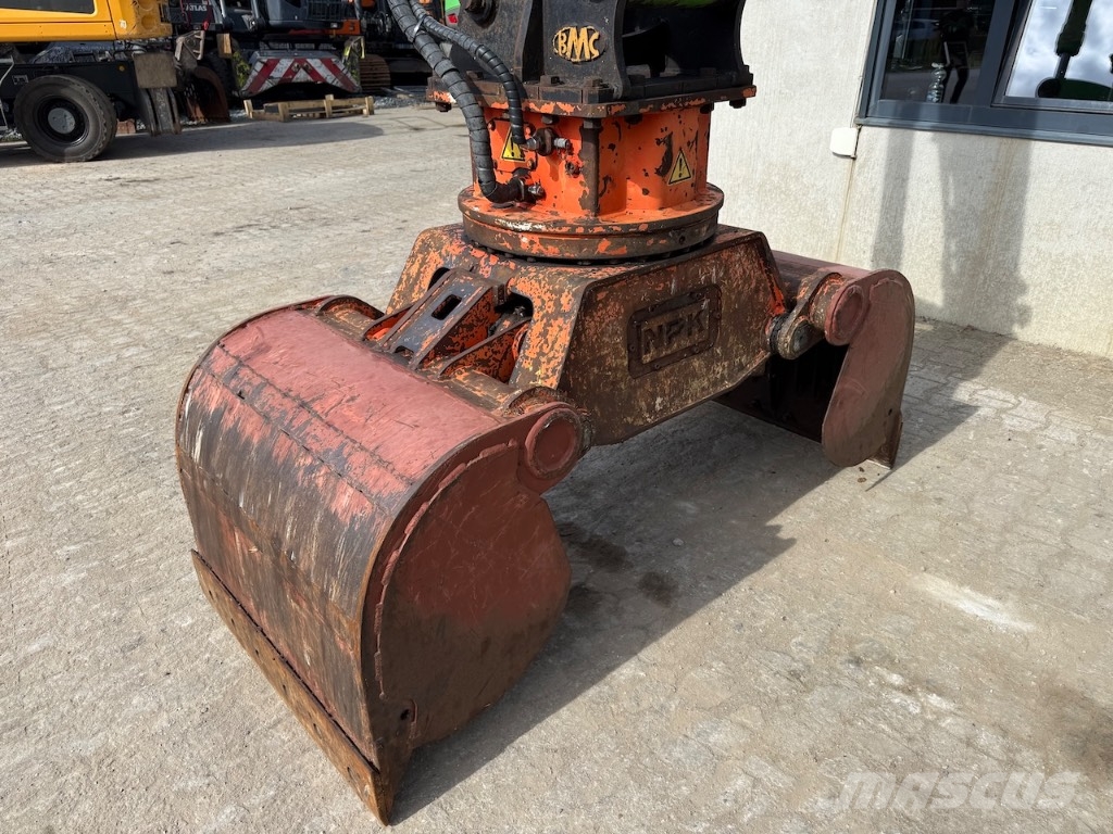 Sennebogen 818 M - 818 M E - 818ME - 818 E Bageri za manipuliranje materijalom / otpadom
