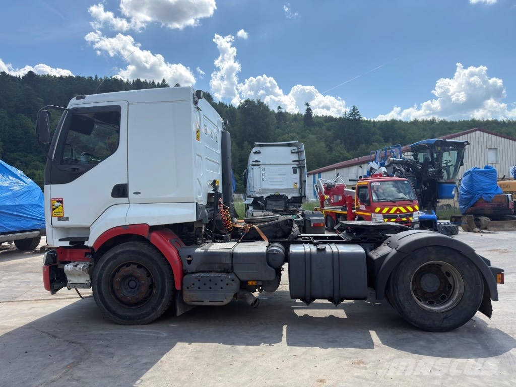 Renault Premium 420 DCI *ACCIDENTE*DAMAGED*UNFALL* وحدات الجر