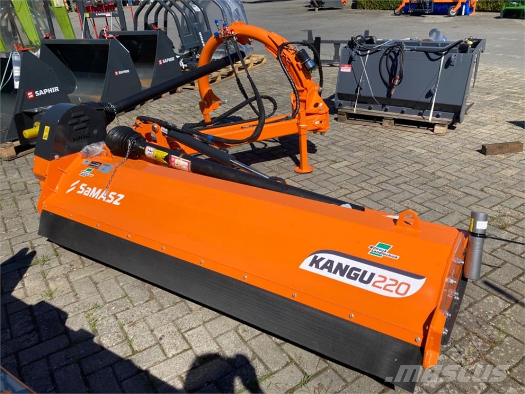 Saphir Kangu 220 Kette معدات العناية بالأرض - غير ذلك