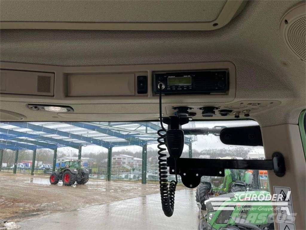 Fendt 718 VARIO GEN6 PROFI PLUS Трактори