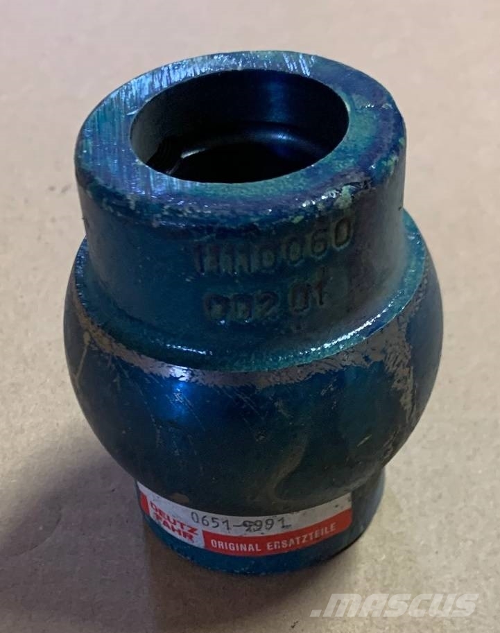 Deutz-Fahr Tröska Bushing 06519991, 0651 9991, 1111006000201 履带、链条和底盘