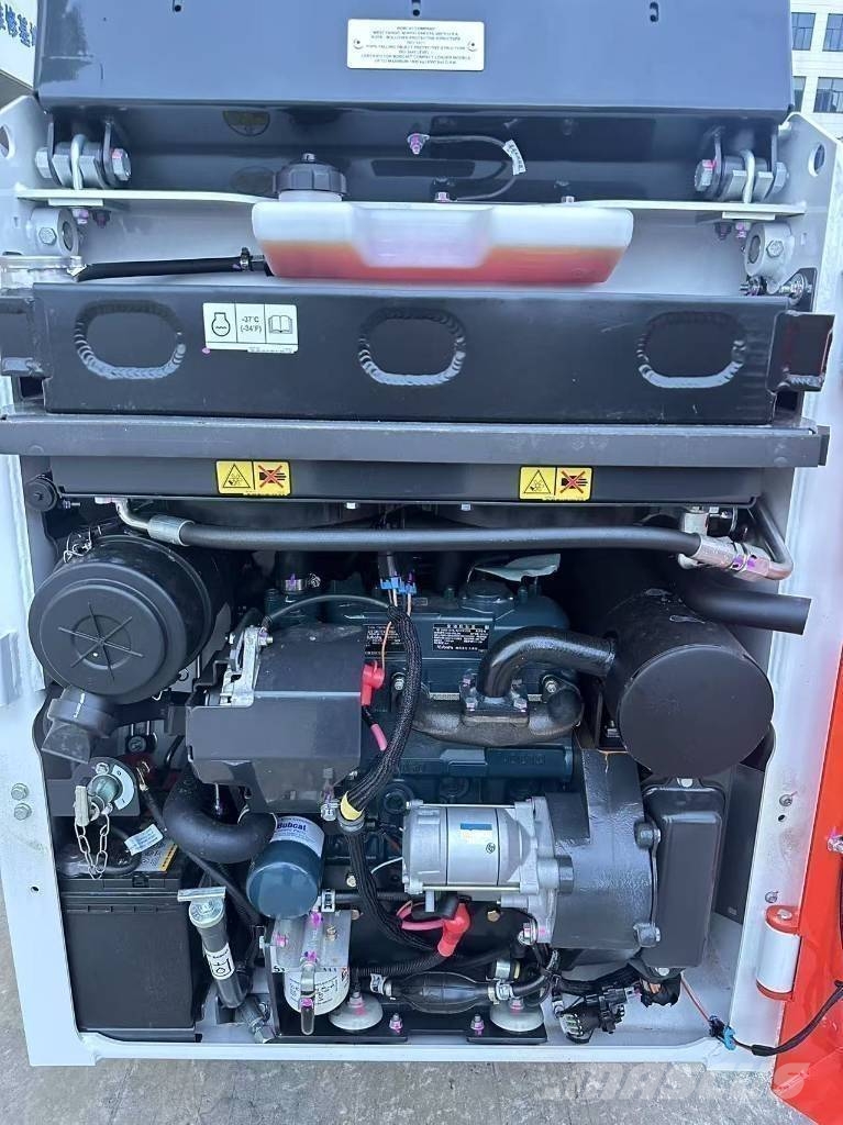 Bobcat S70 스키드로더