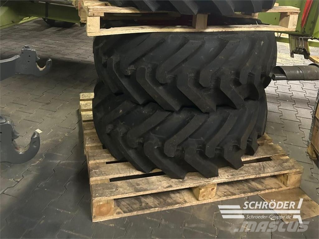 BKT 4X 400/70R24 KOMPLETTRÄDER | FENDT CARGO Dual wheels
