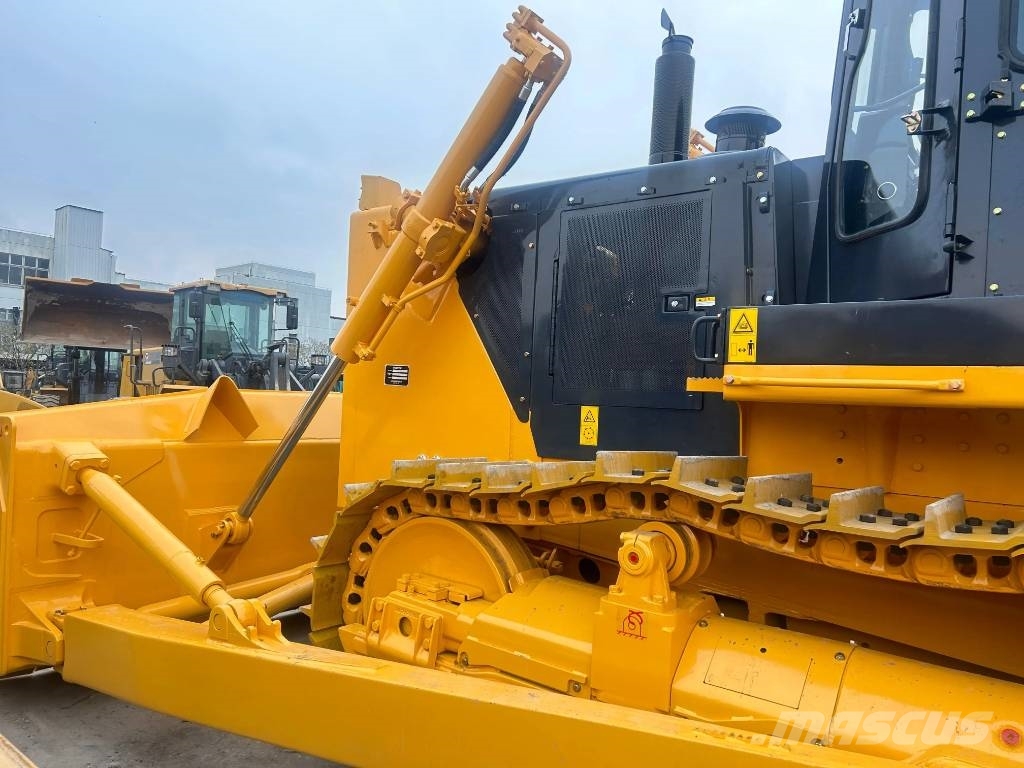 Shantui SD 32 Crawler dozers