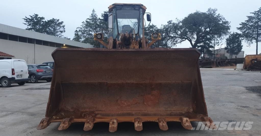 Komatsu WA500-1 Hjullastere
