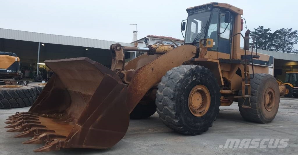 Komatsu WA500-1 Hjullastere