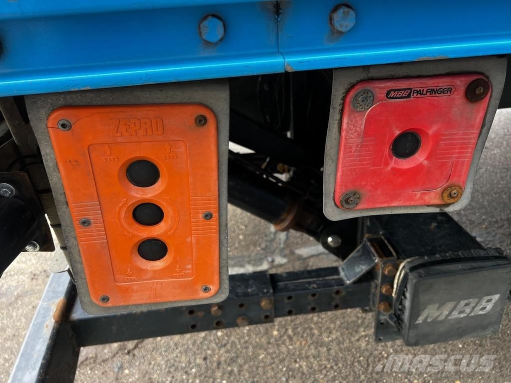 Scania P250 4X2 EURO 6 + PALFINGER LIFT 2500 KG Kamioni sa ciradom