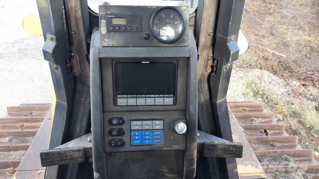 Komatsu D155 AX-6 Rupsdozers