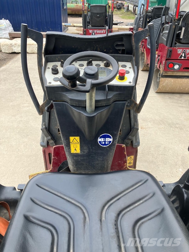 Bomag BW 80 AD-5 Çift tamburlu silindirler