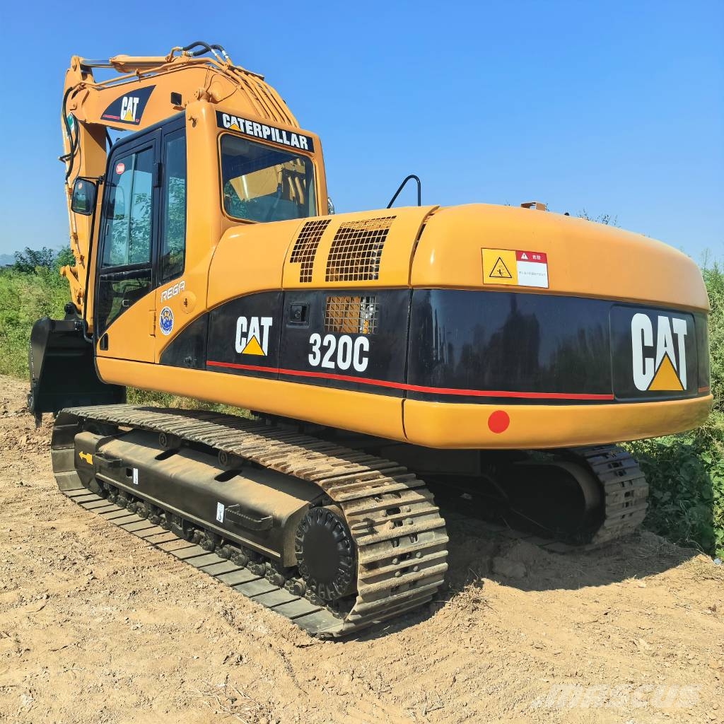 CAT 320 C Lánctalpas kotrók