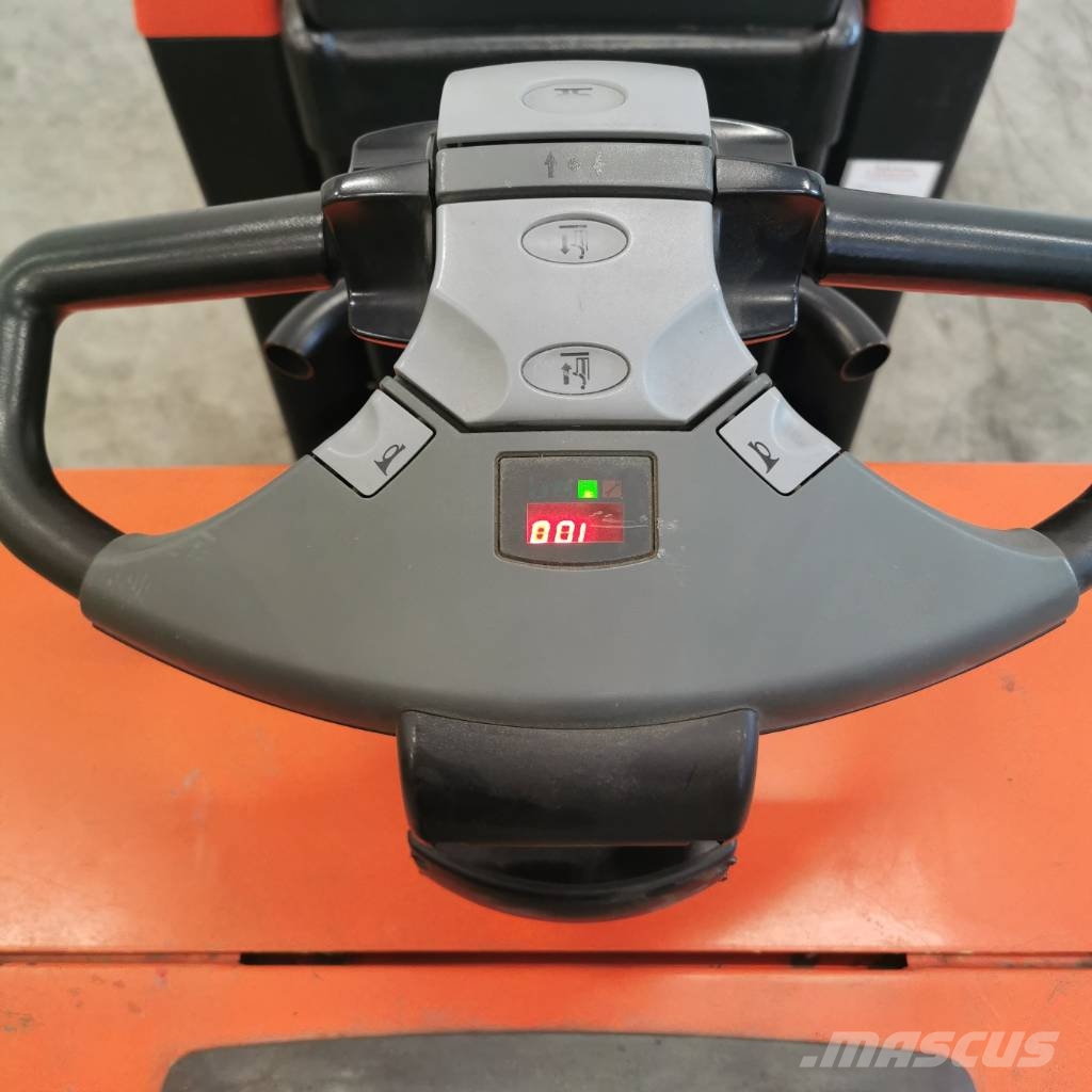 BT OSE 250 P (Myyty) Recogepedidos de baja altura