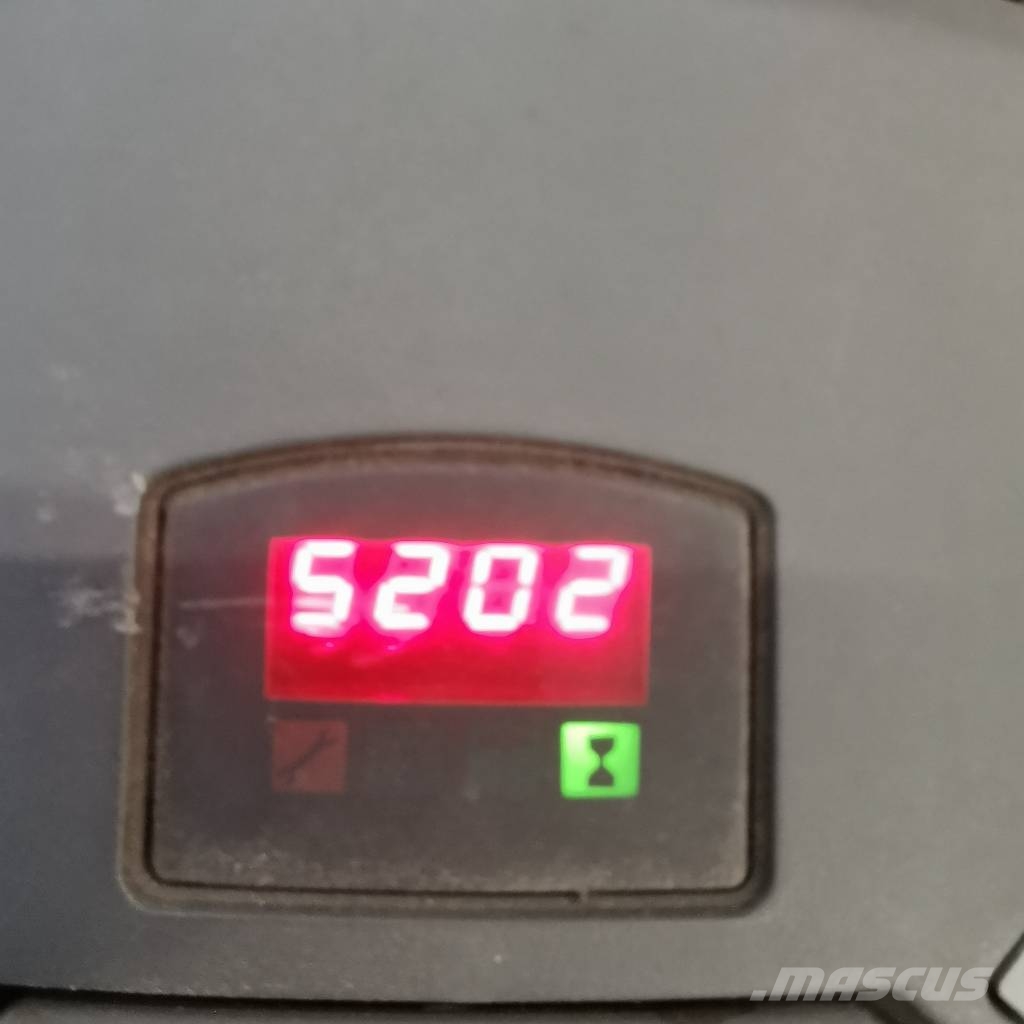 BT OSE 250 P (Myyty) Recogepedidos de baja altura