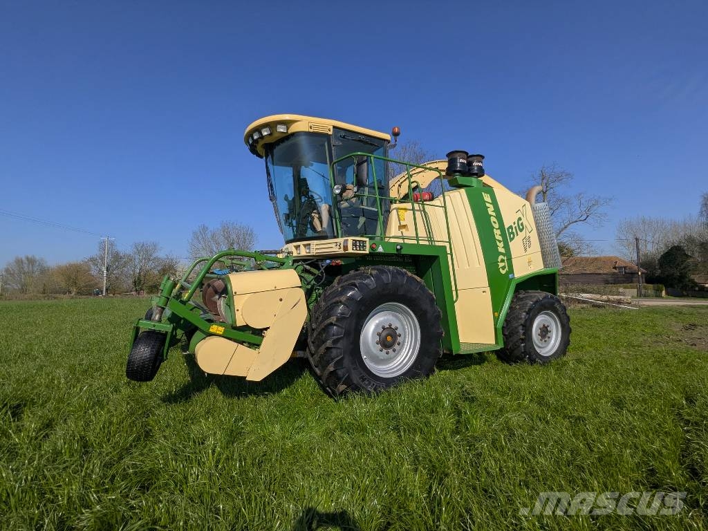 Krone Big X V8 自走式青贮饲料收割机