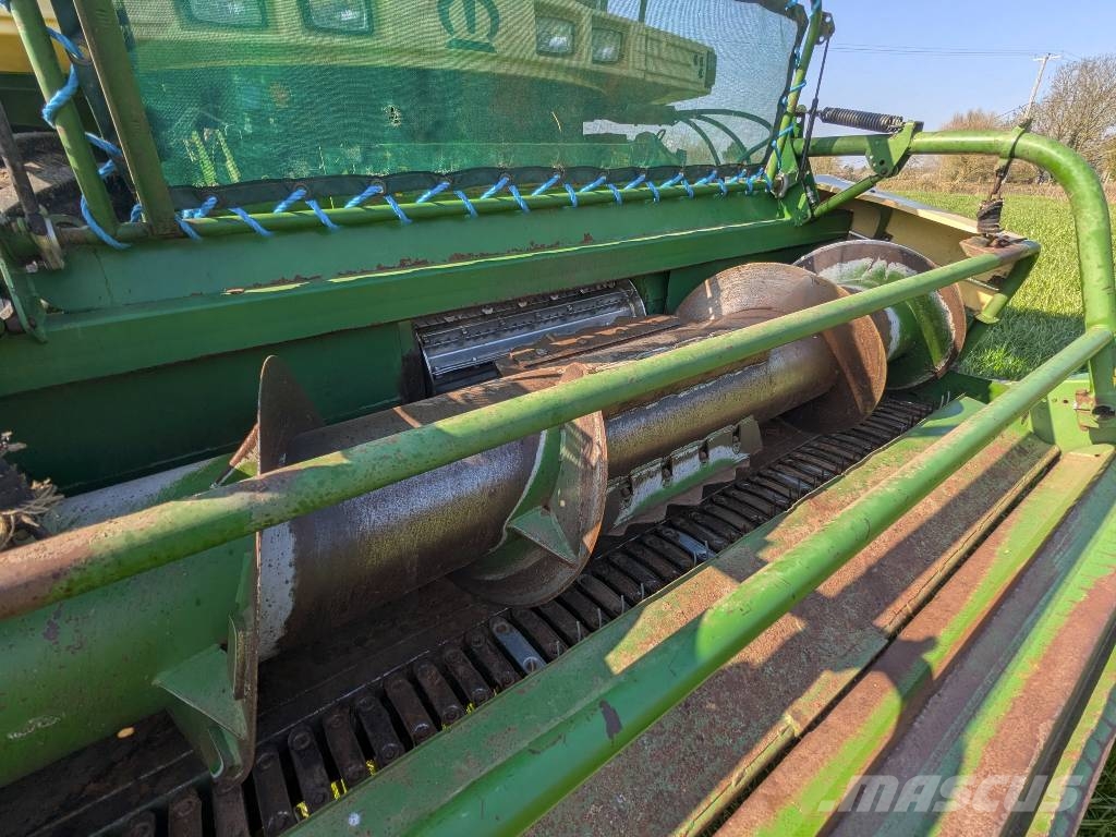Krone Big X V8 自走式青贮饲料收割机